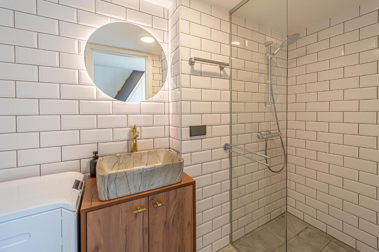 Ministerija Loft Apartment With Parking & Ac Κάουνας Εξωτερικό φωτογραφία