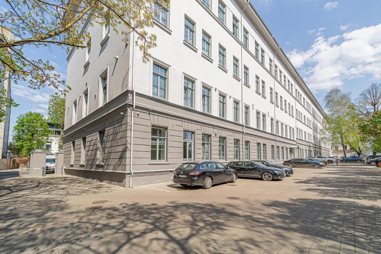 Ministerija Loft Apartment With Parking & Ac Κάουνας Εξωτερικό φωτογραφία